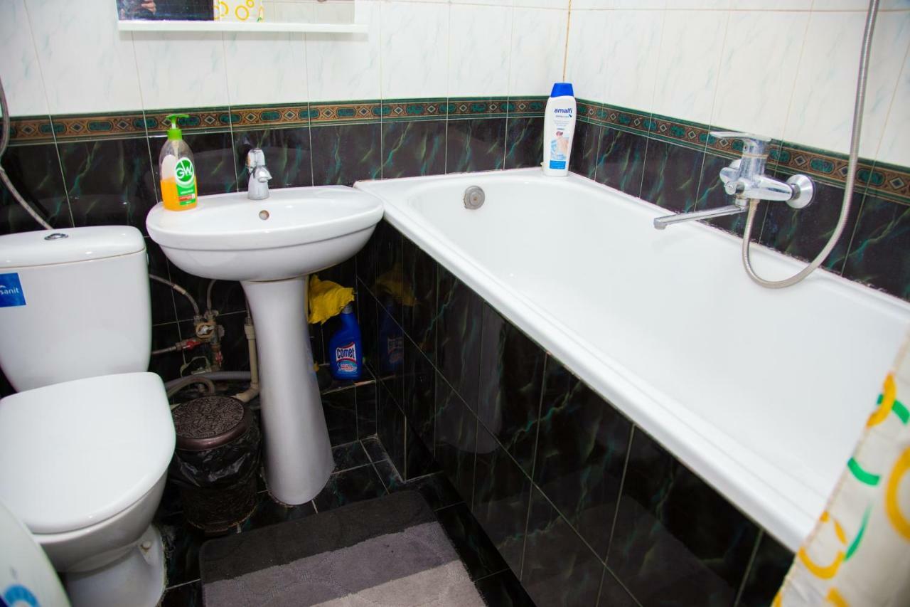 Apartment On Stalevariv Street 7 Zaporizhia ภายนอก รูปภาพ